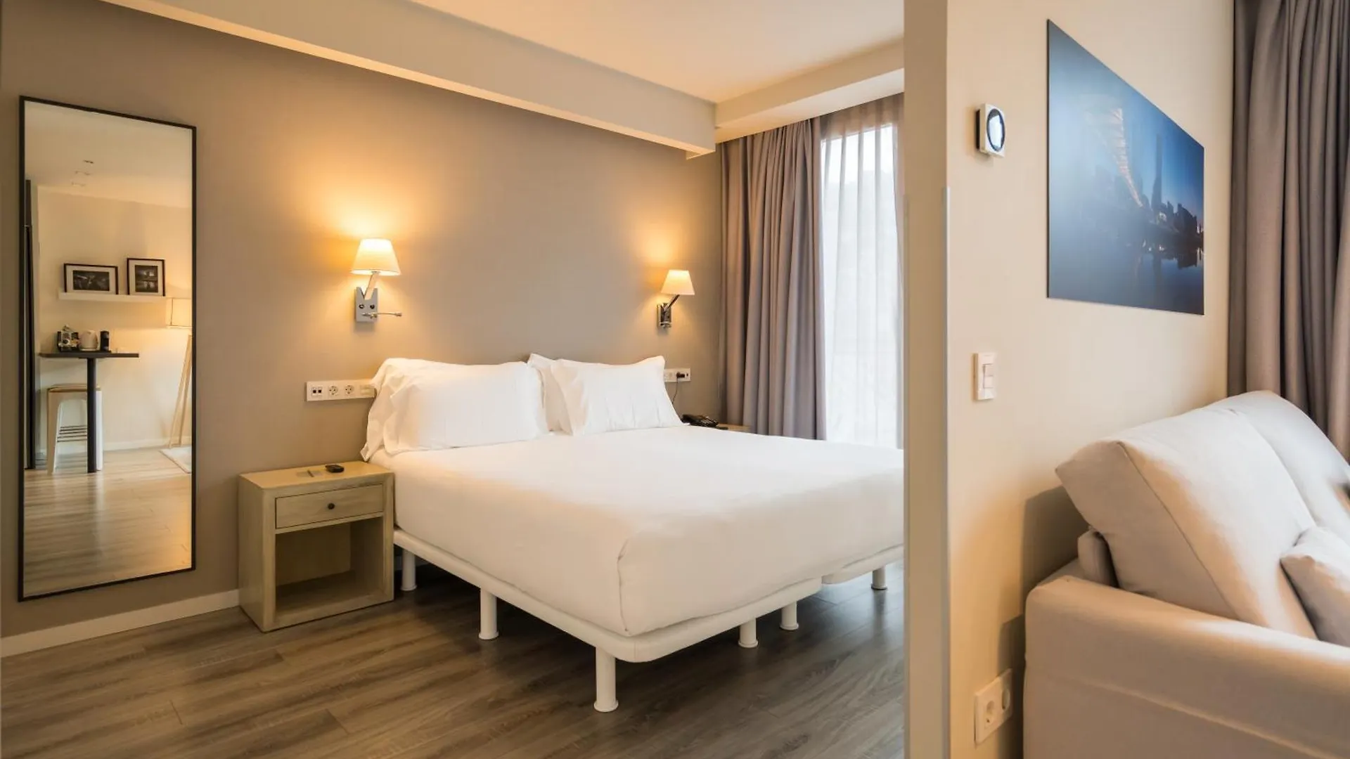 Bilbao City Center By Abba Suites 4*,  Espanha