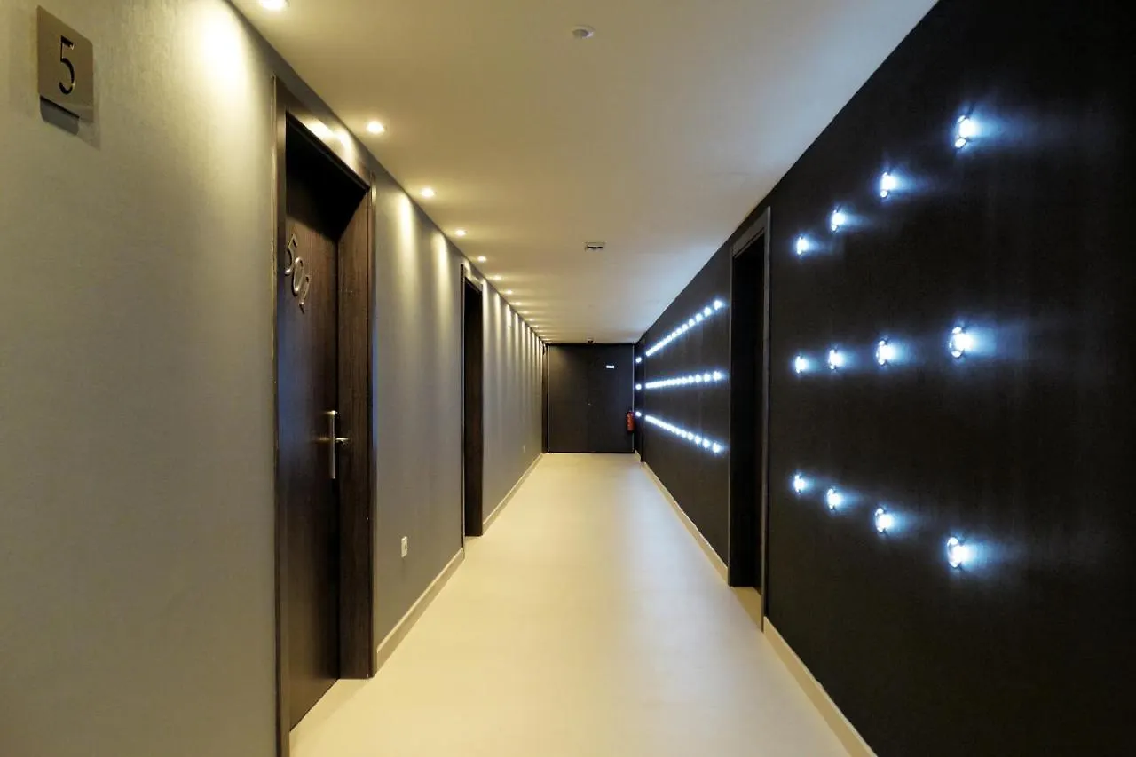 Apart-hotel Bilbao City Center By Abba Suites